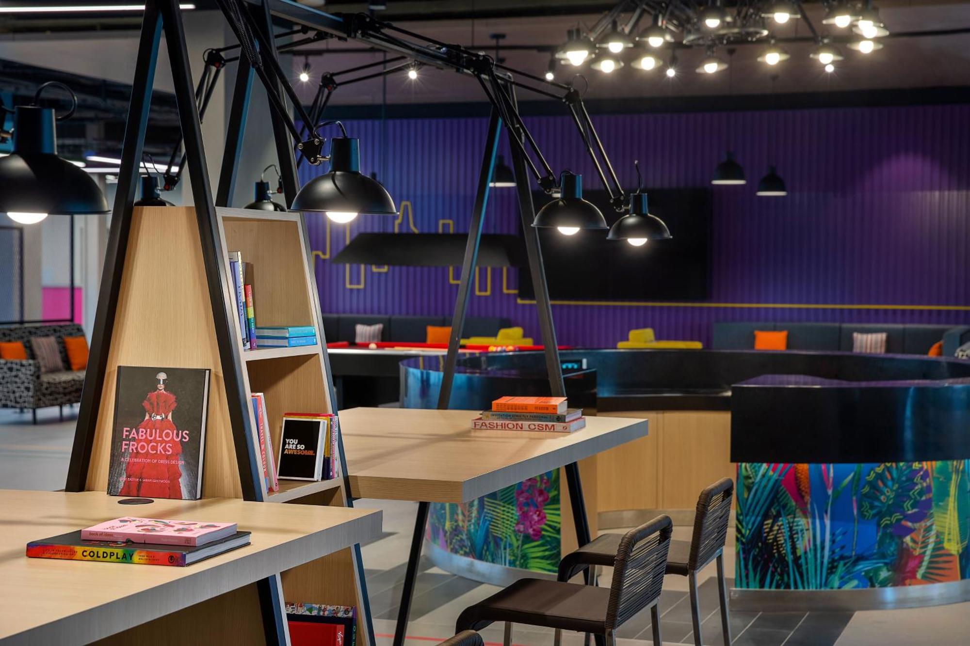 Aloft Dubai Airport Hotel Exterior foto